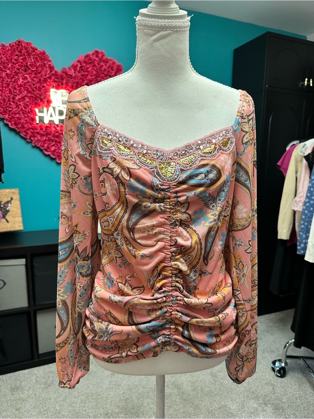 Boston Proper Peach Paisley Ruched Long-Sleeve Top